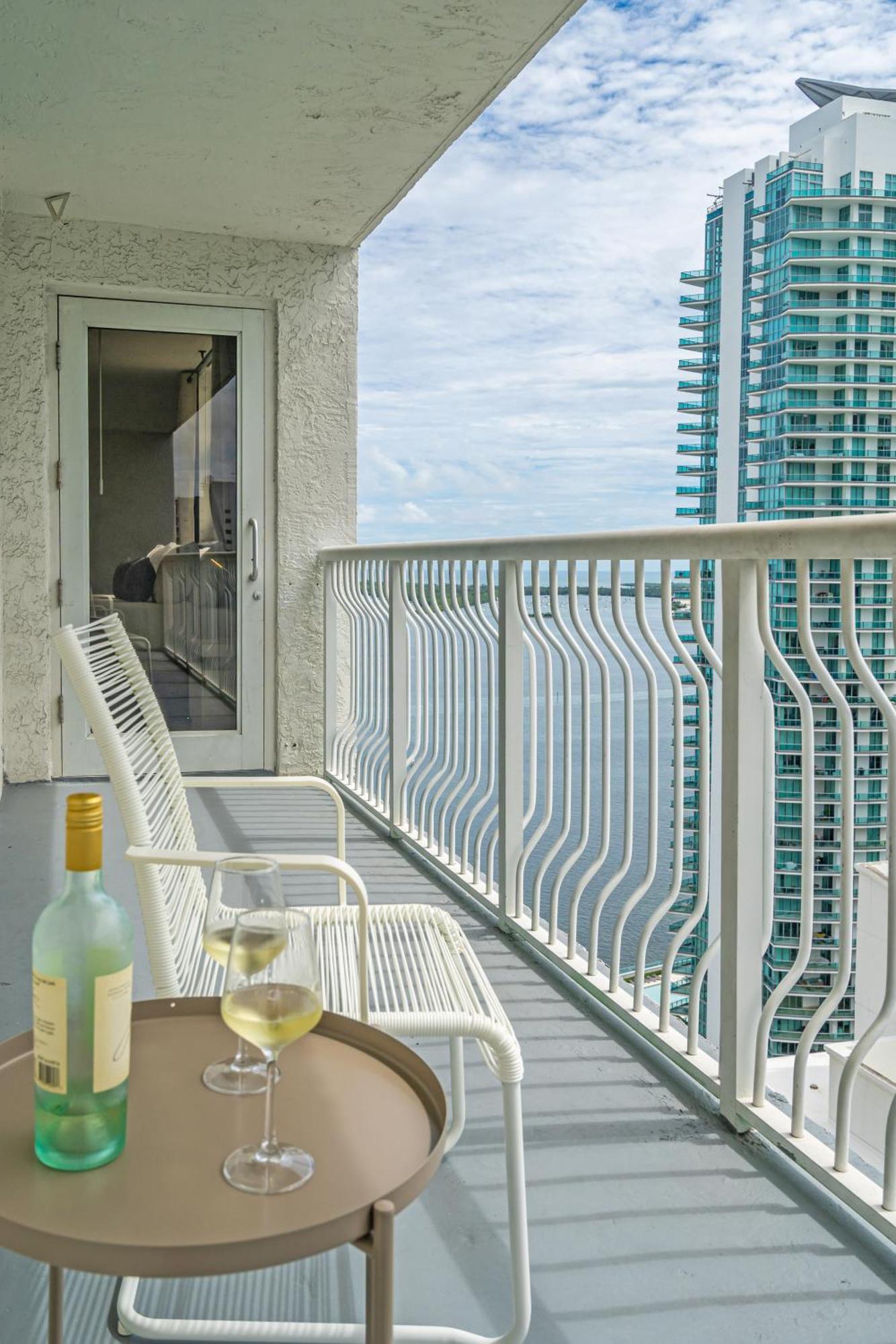 Lux 2B/2B Brickell - Free Parking Lägenhet Miami Exteriör bild
